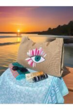 Tüylü Göz Omuz Çantası